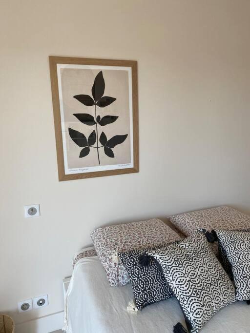 Belle Maison Contemporaine Ampus Extérieur photo