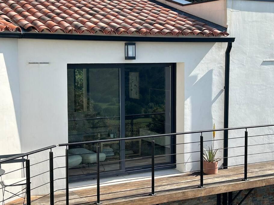 Belle Maison Contemporaine Ampus Extérieur photo